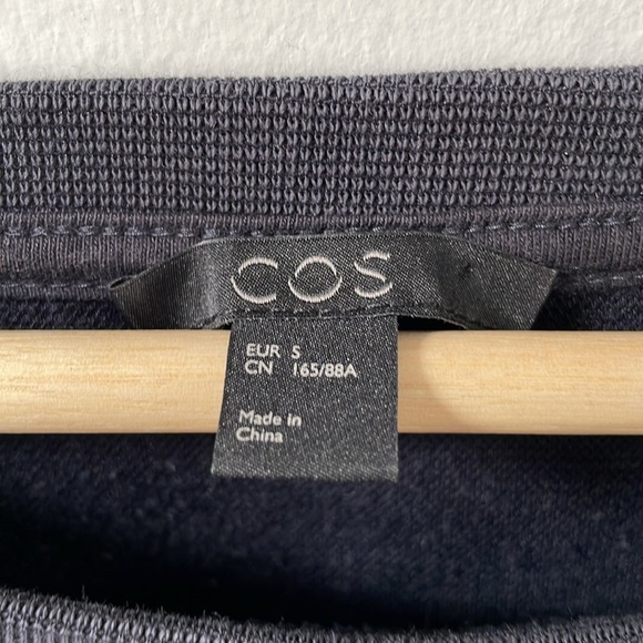 COS Mix fabric Abstract Navy Paint Pattern Pullover Woven/Knit oversized Top S - Picture 2 of 13